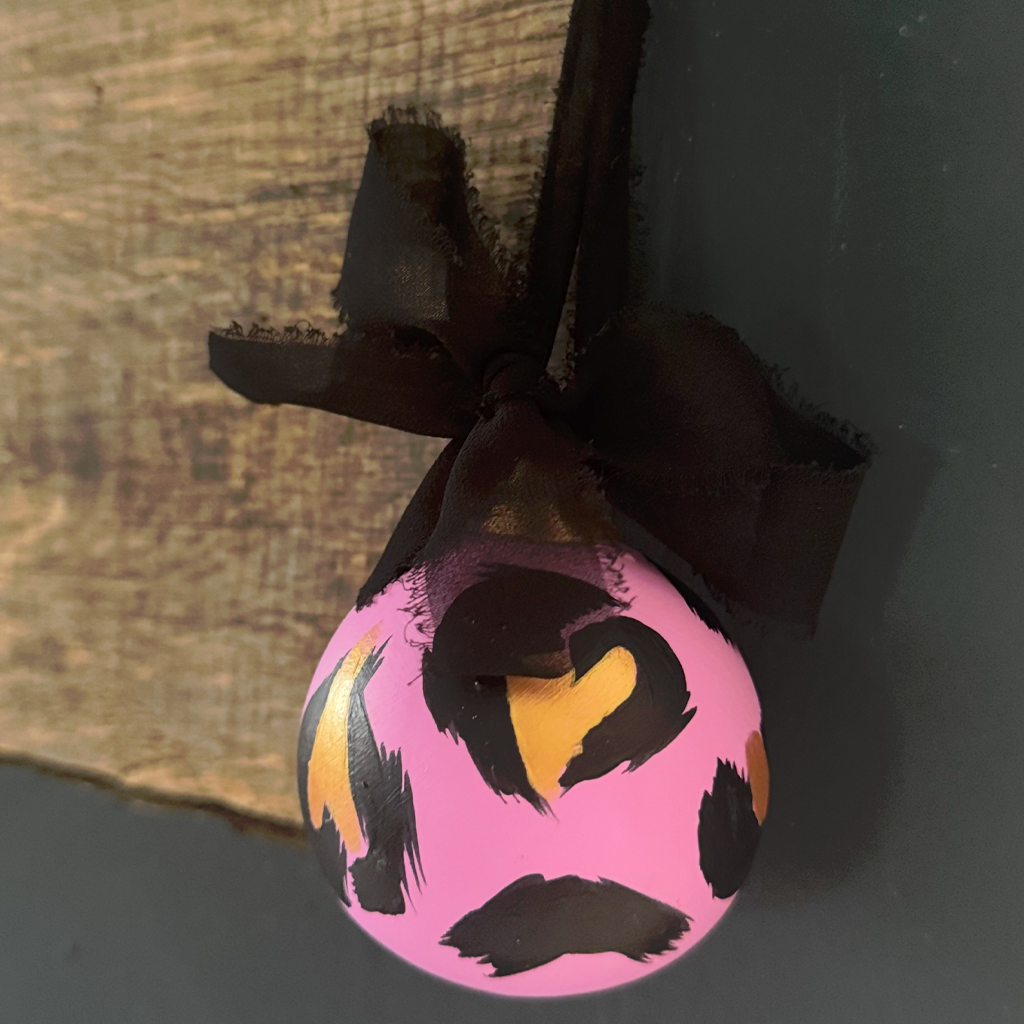 Hand-Painted Bauble | Pink/Gold Leopard
